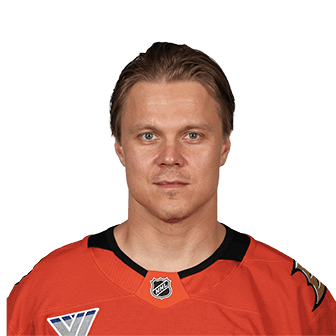 Mikael Granlund headshot